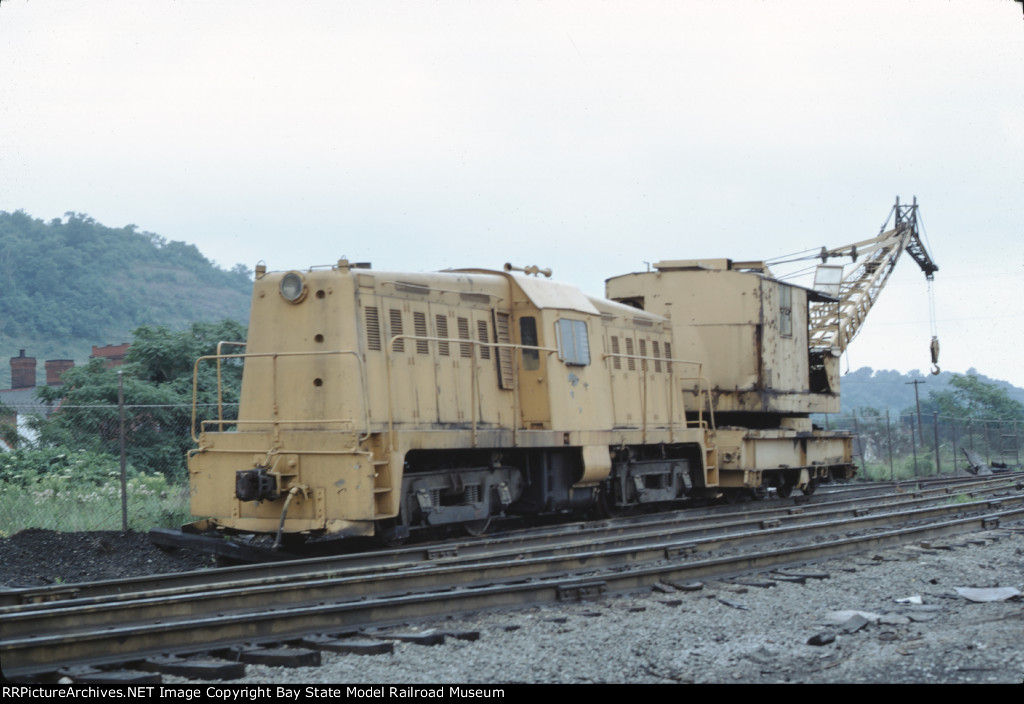 Deitch Co. 65-tonner no. 410 with a crane